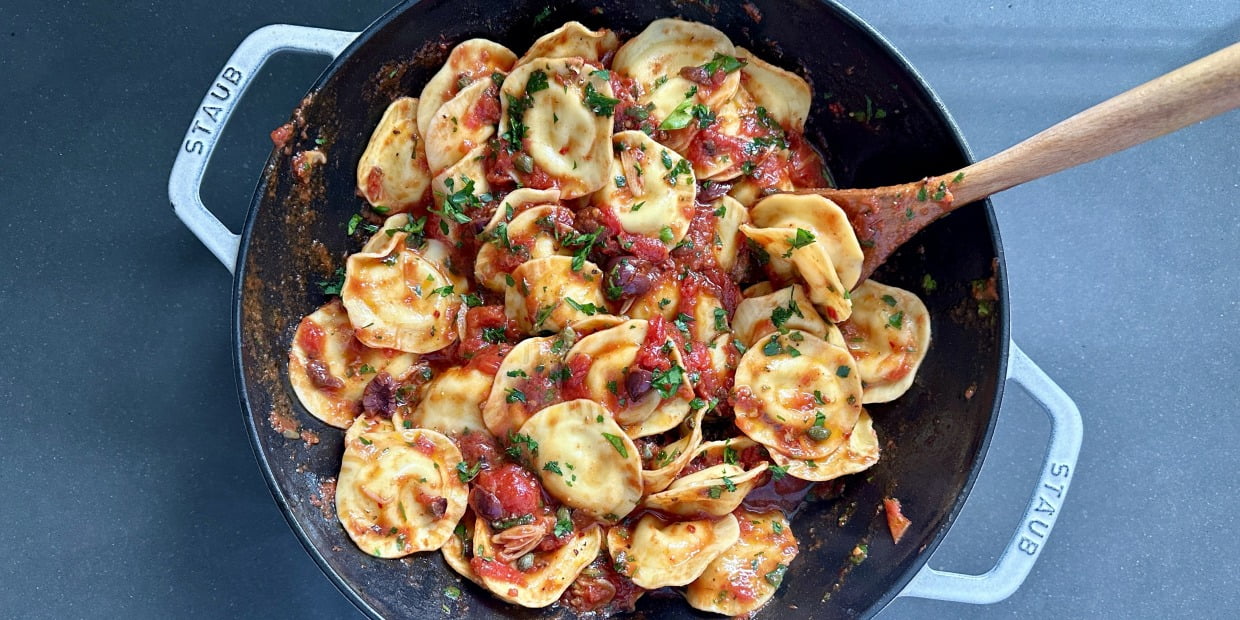 Cheese ravioli with puttanesca sauce Recipe