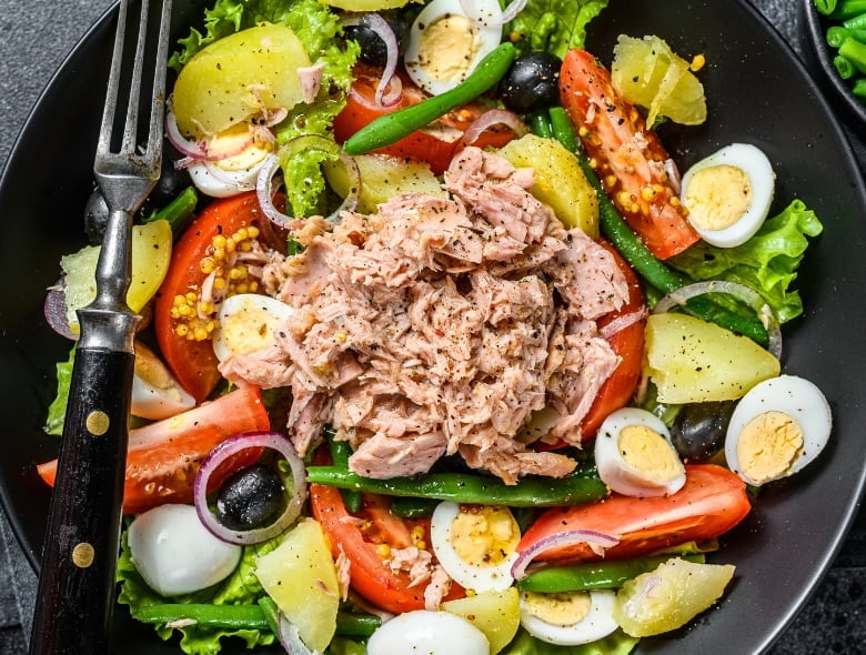 Tuna niçoise salad
