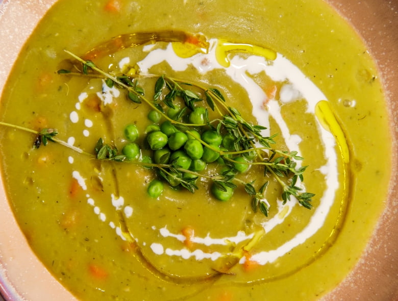 Vegetarian split pea soup