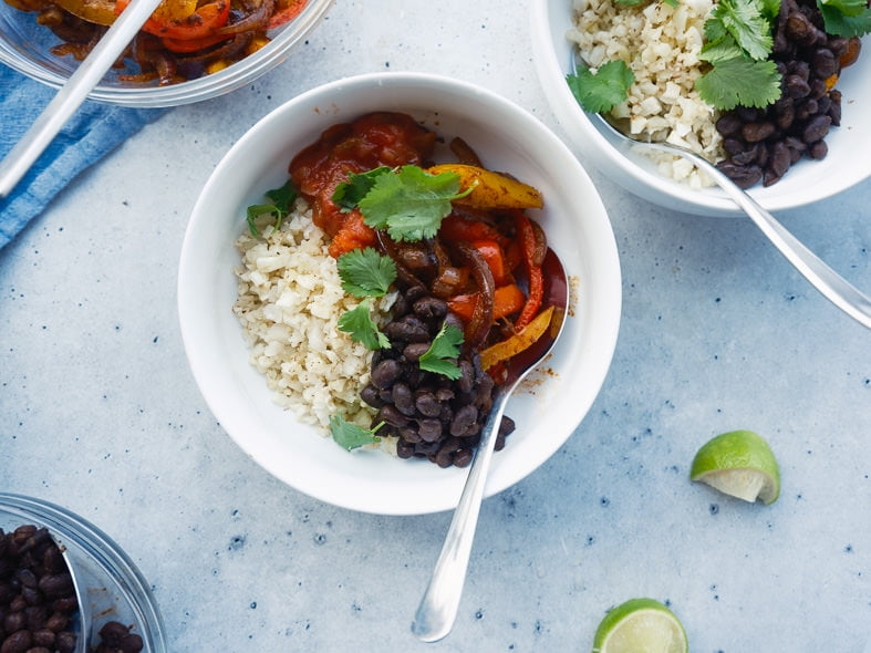 Cauliflower rice & beans fajita bowls