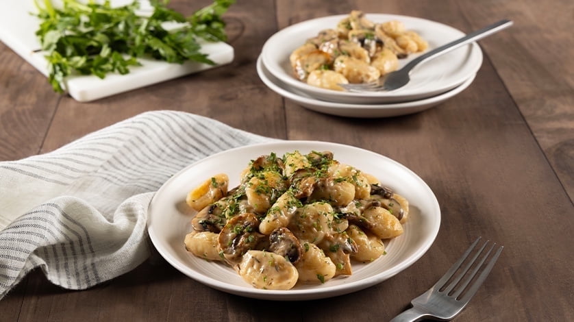 Creamy mushroom gnocchi skillet