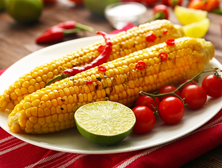 Grilled corn with chile and lime