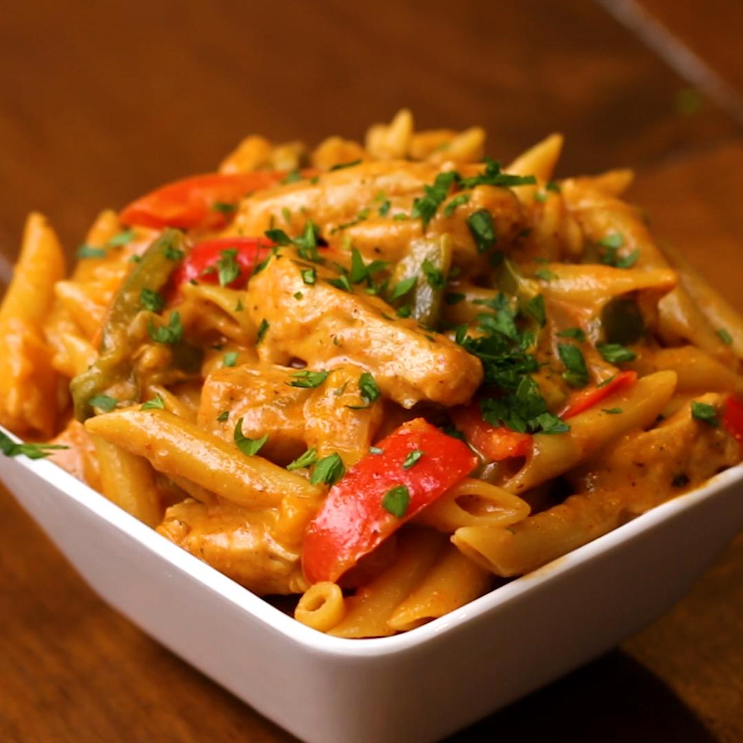 One pot chicken fajita pasta Recipe