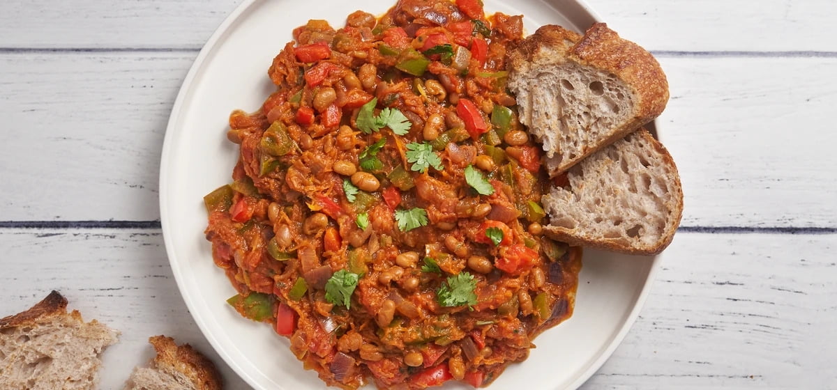 Curried baked bean vegetable medley