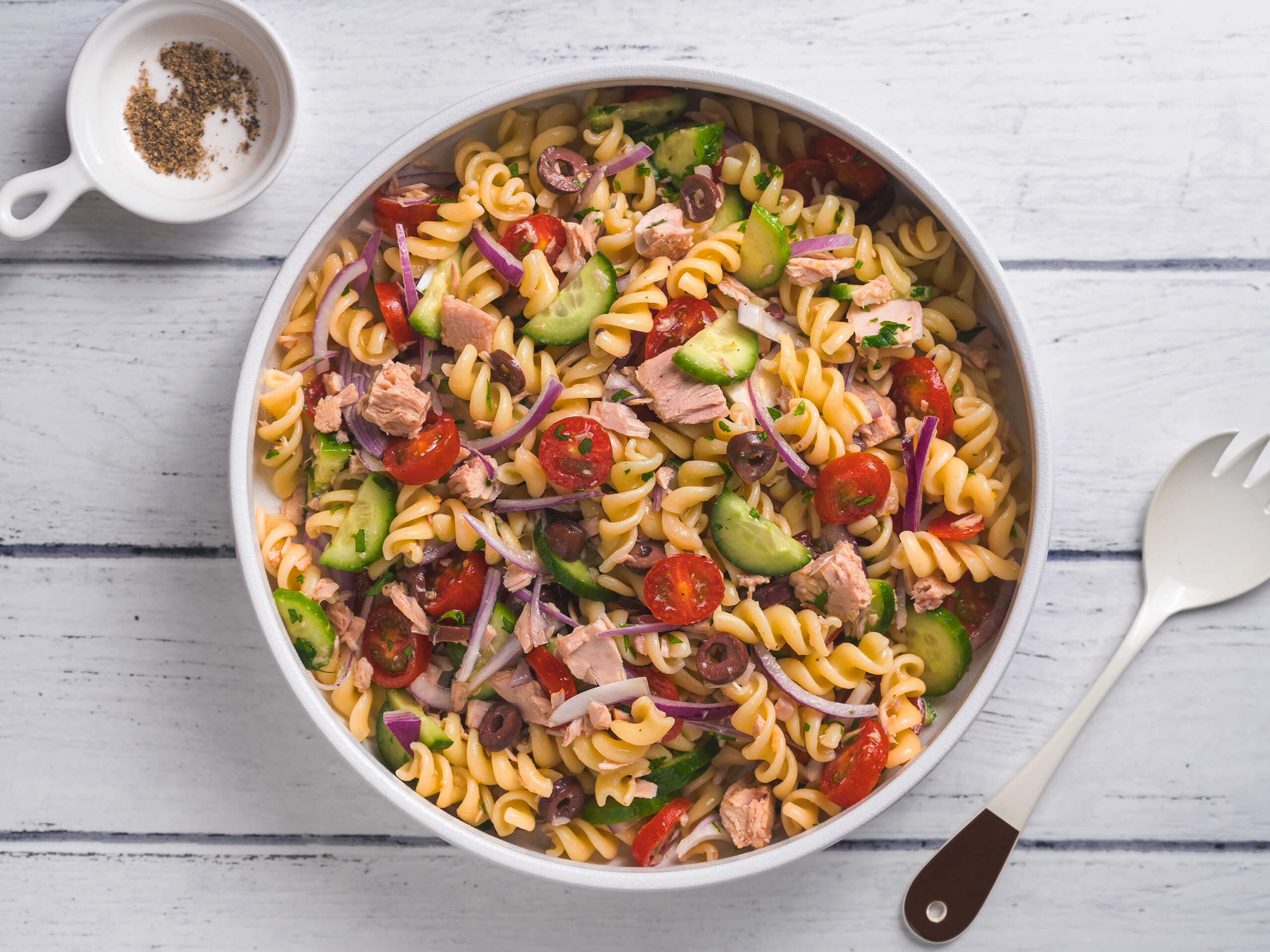 Fusilli tuna salad