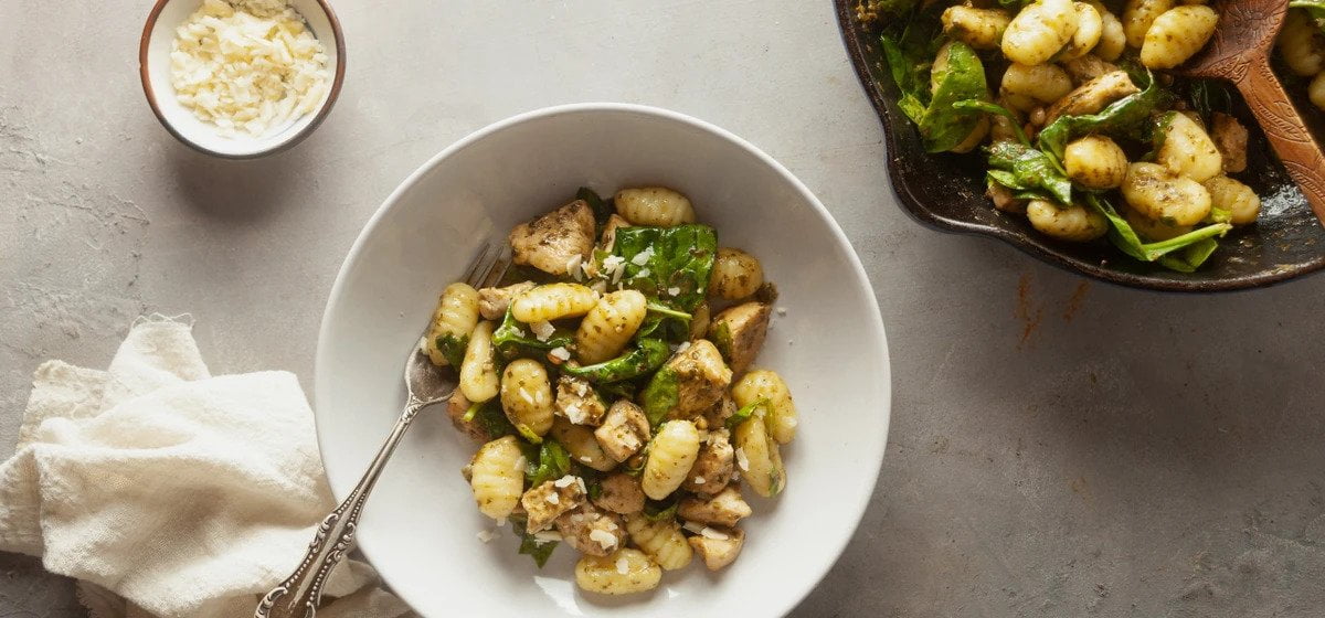 Gnocchi with pesto, spinach, and chicken