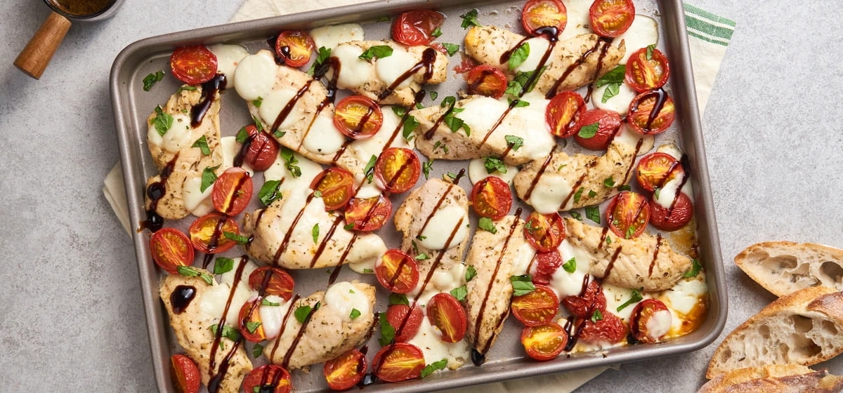 Sheet pan chicken caprese