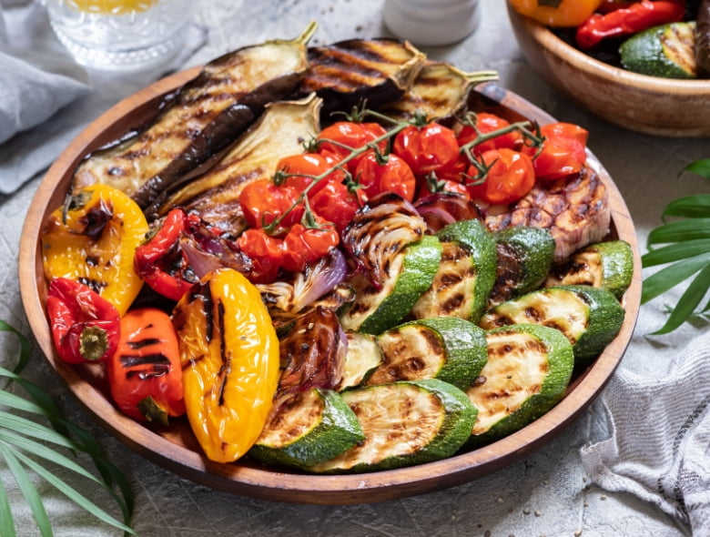 Grilled summer veggies with herb dressing