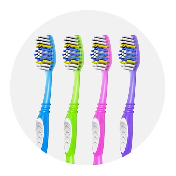 Adult's manual toothbrushes