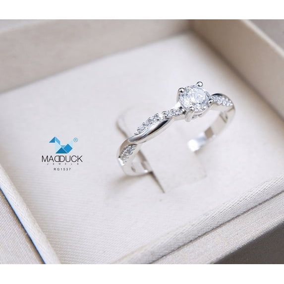 0.23 Cts Cubic Zirconia / Sterling Silver 925 Ring / Rhodium plated Nickel-Free / MadDuckJewels RG1537 / Thailand Jewelry