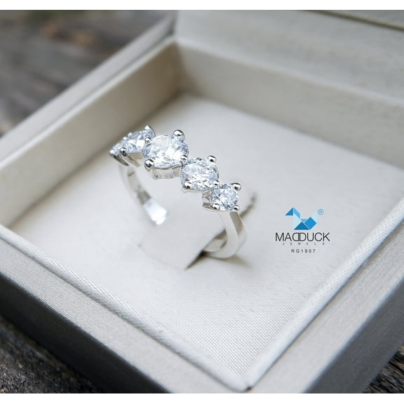 0.60 Cts Cubic Zirconia / Sterling Silver 925 Ring / Rhodium plated Nickel-Free / MadDuckJewels RG1907 / Thailand Jewelry