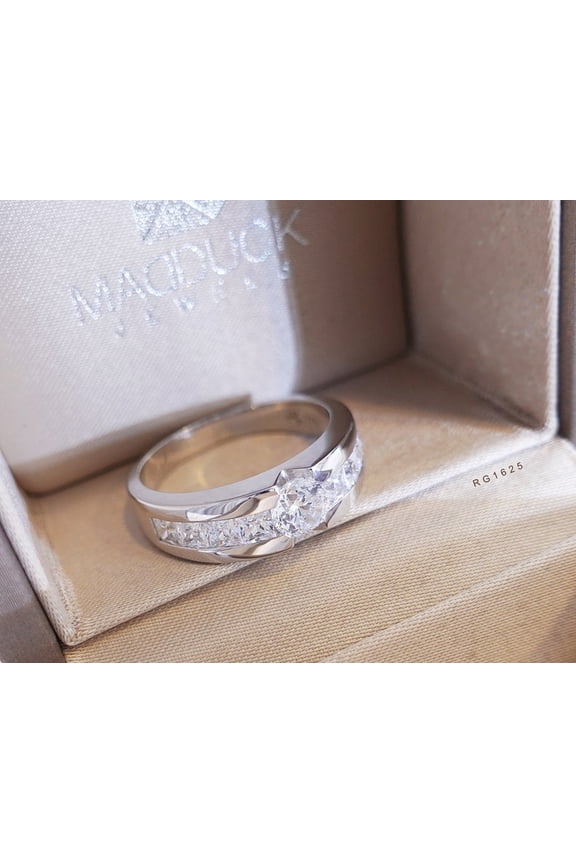 0.60 cts Cubic Zirconia / Sterling Silver 925 Ring / Rhodium plated Nickel-Free / MadDuckJewels RG1625 / Thailand Jewelry