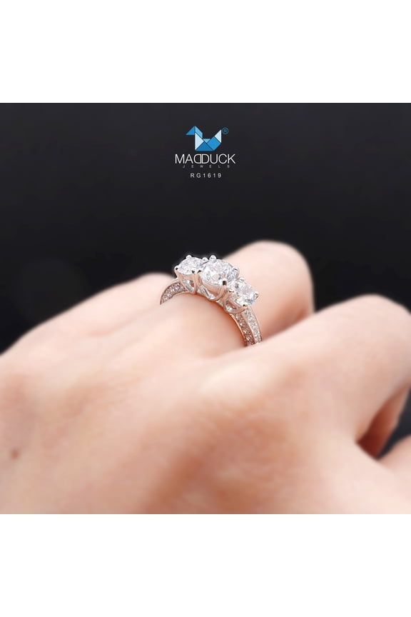 0.75 Cts Cubic Zirconia / Sterling Silver 925 Ring / Rhodium plated Nickel-Free / MadDuckJewels RG1619 / Thailand Jewelry