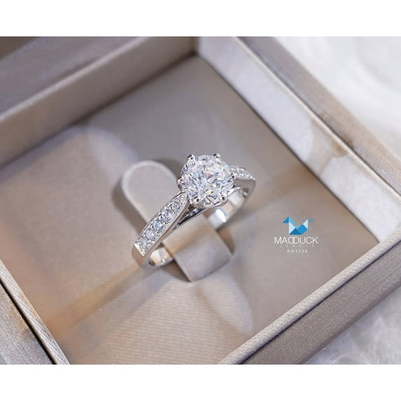 1.00 Cts Cubic Zirconia / Sterling Silver 925 Ring / Rhodium plated Nickel-Free / MadDuckJewels RG1726 / Thailand Jewelry