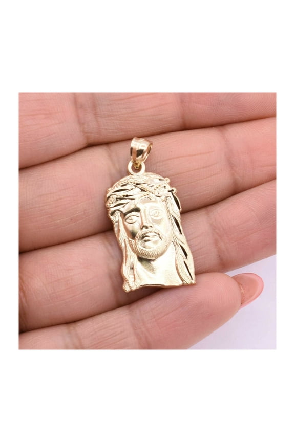 1 1/4" Diamond-Cut Textured Jesus Head Pendant Unisex Adult 10K Yellow Gold, 2.03 Gr - GOLDUM NYC