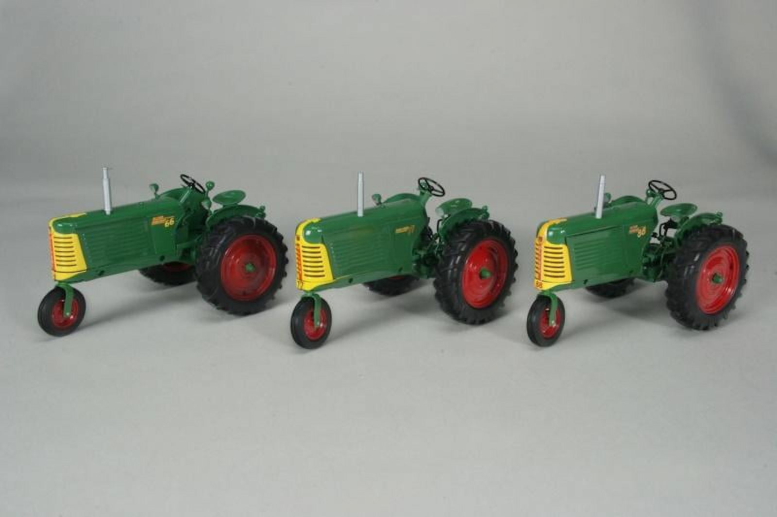 1/16 Oliver 66, 77 88 Tractor Set With Single Front Wheels by