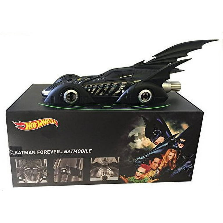 ミニカー 1995 BATMAN FOREVER BATMOBILE W/BATMAN 1995 Batman Forever Batmobile w/BATMAN Diecast Model Car