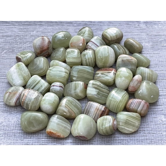 1/2 LB Green Onyx Tumbled Stones, Polished Green Onyx Gemstone, Green Onyx Healing Crystals (Green Onyx)