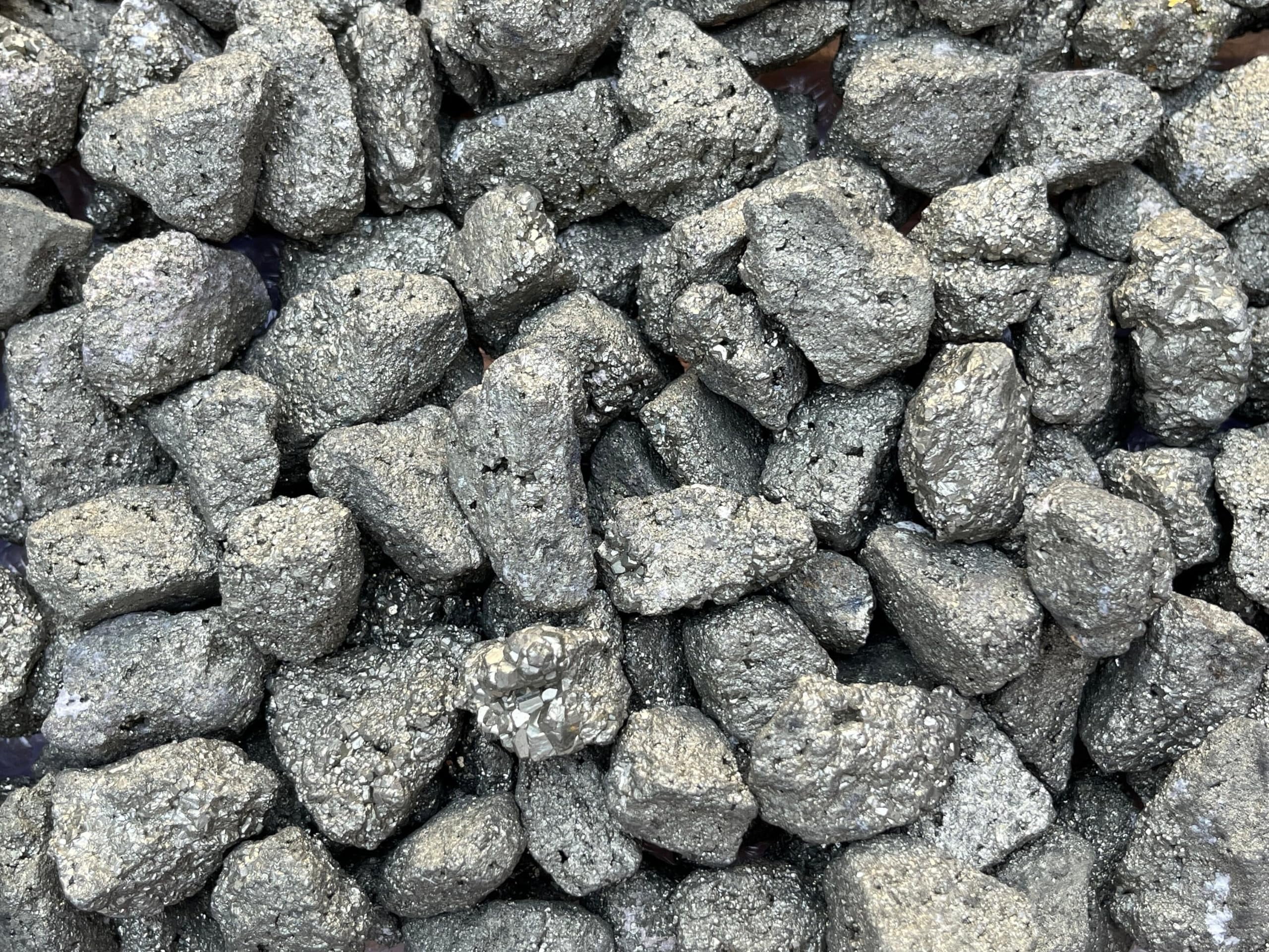 1/2 LB Raw Pyrite Crystals, Natural Pyrite Stone, Natural Rough Pyrite ...