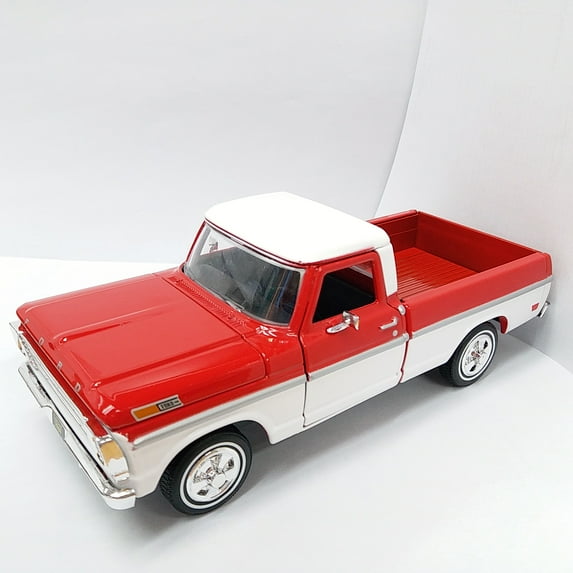 1:24 1969 FORD F-100 PICKUP
