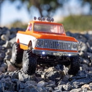 1/24 SCX24 1971 Chevrolet C10, 4WD, RTR Includes batttery & charger Orange