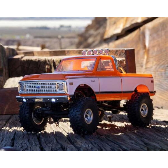 1/24 SCX24 1967-1972 Chevrolet C10 4WD Truck RTR, Orange