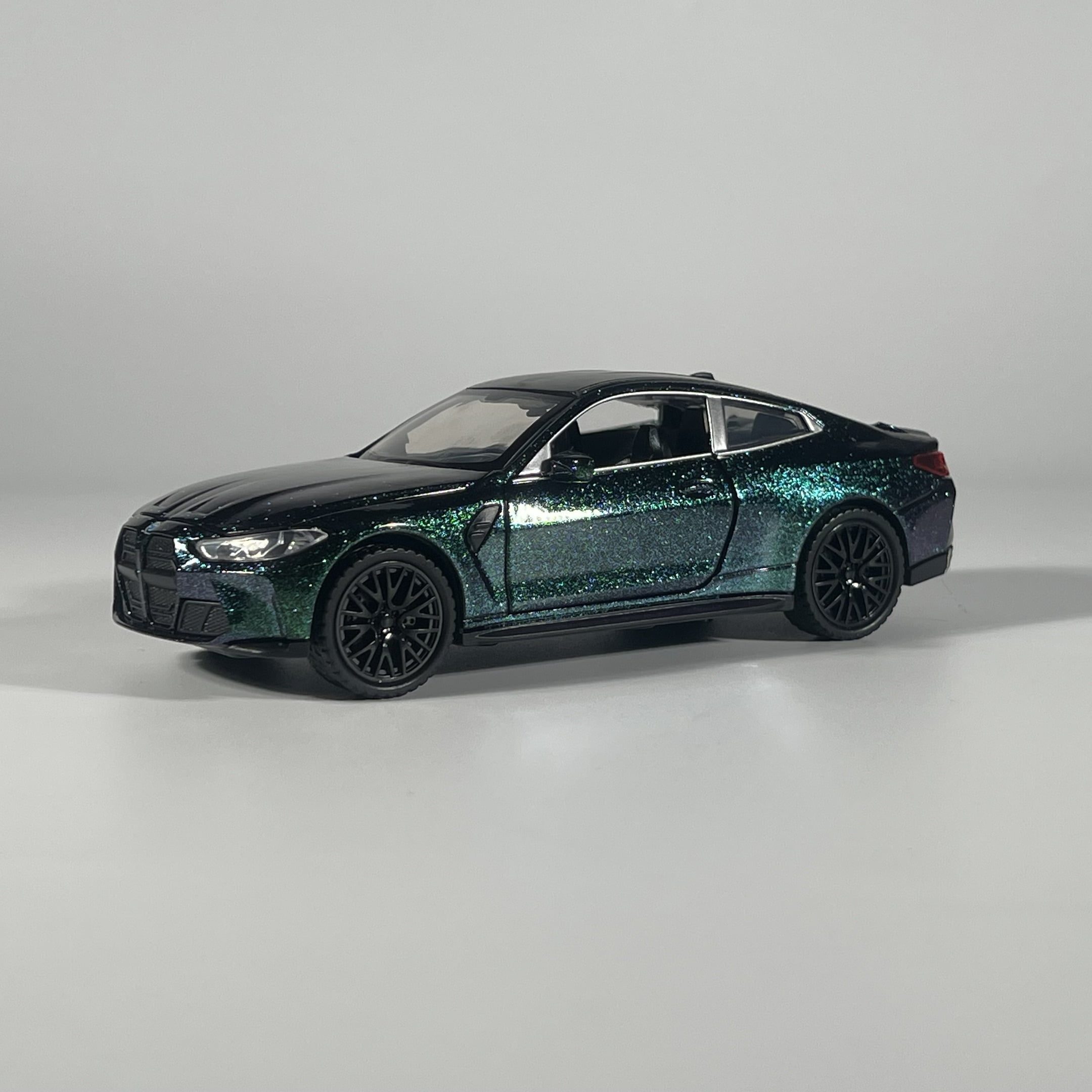 1:32 BMW M4 Coupe Sports Car Alloy Metal Diecast Model Car Racing Enthusiasts' Collection Ornaments High Simulation Decorations