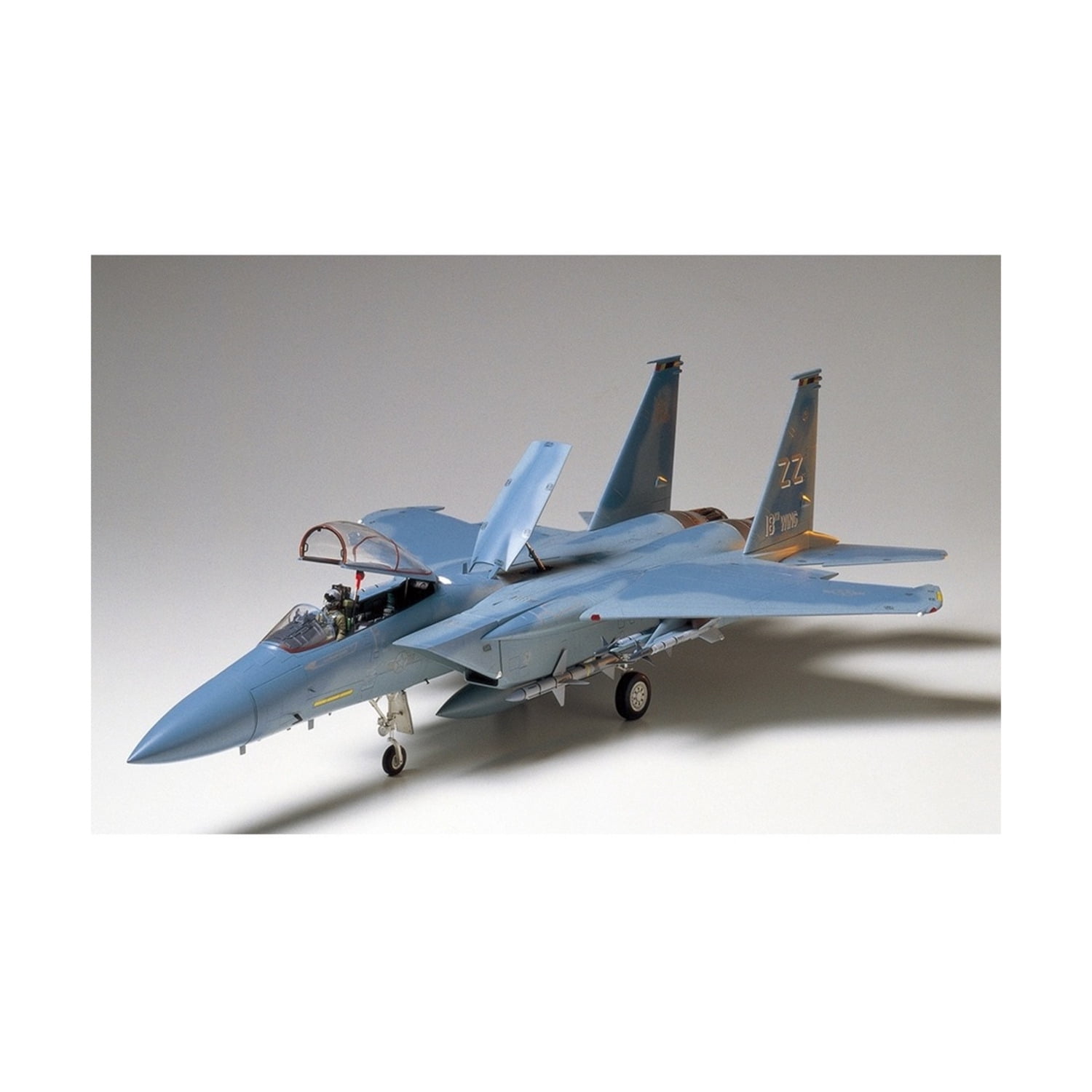 TAMIYA 1/32 F-15J F-15C F-15E 3点セット Tamiya 1/32 McDonnell F-15C Eagle Plastic Model Kit, Movable Parts
