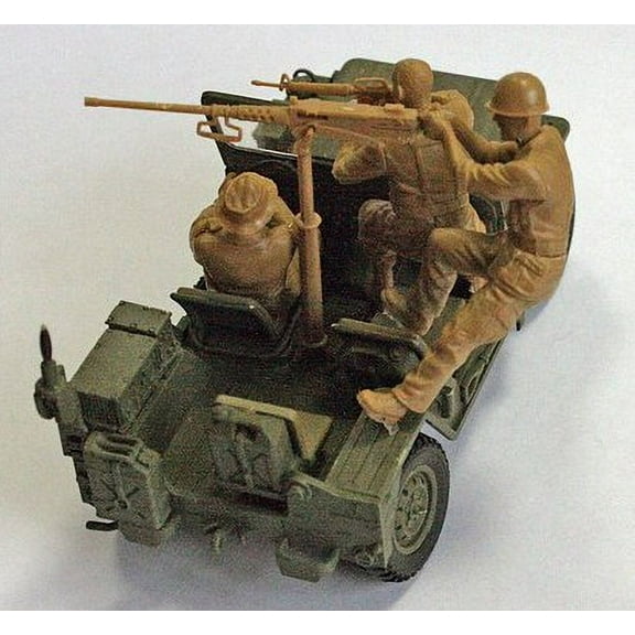 1/35 Charlie on Left! US Jeep Crew (3) & Viet Cong (2)