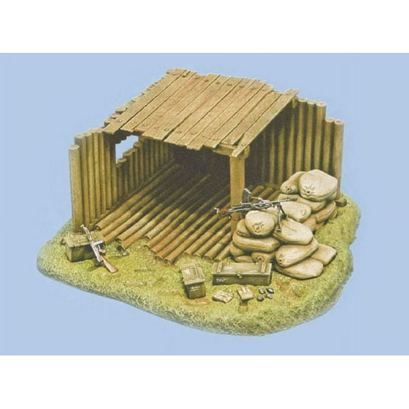 1/35 Command Post