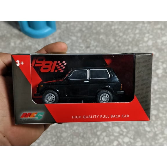 1/43 (boxed) Russian retro car model, die-cast metal, exquisite and compact pocket car, beautiful collectible, home decoration.