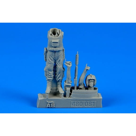 1/48 US Army Helicopter Gunner Vietnam War 1960-75