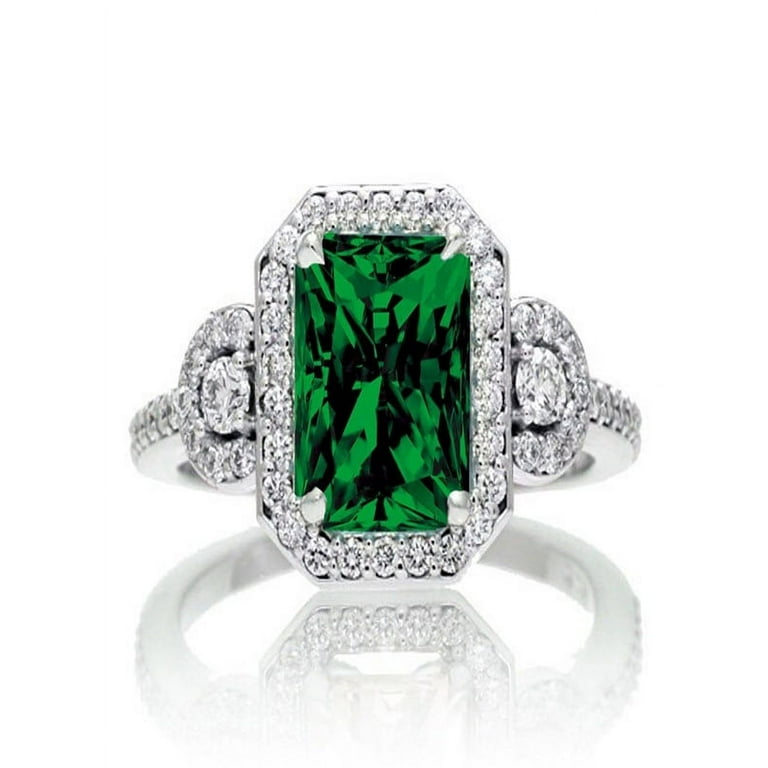 10K White Gold 1/5 CTW Diamond Three Stone Ring 10K White Gold 1/5 CTW Diamond Three Stone Ring