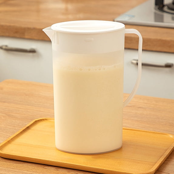 1.5L Large Capacity Cold Water Pitcher BPA Free Heat Resistant Refrigerator Water Jug with Filter Lid