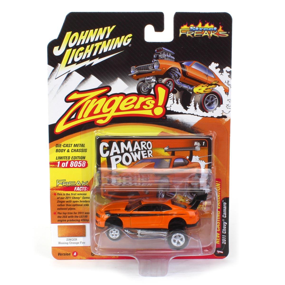 Modellino Auto 1957 Chevrolet Ambulance, In Metallo Pressofuso, Scala 1/64, Johnny Lightning, Edizione Limitata