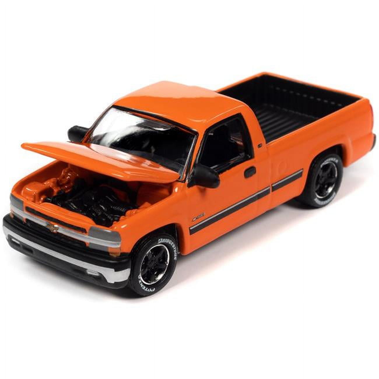 （セール）開催中 人気ブランドも続々プライス 1-64 Tangier Truck Pickup Silverado Chevrolet 2002 Scale ミニカー
