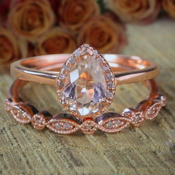 1.75 carat 8x5mm Pear shape Morganite and Diamond Moissanite Halo Bridal Wedding Ring Set Antique Design with 18k Gold Plating