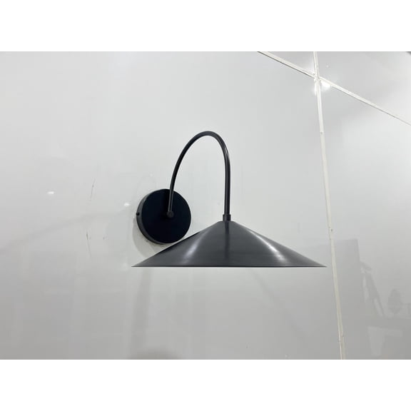 Nautical Home Deco 1-Light Modern Wall Sconce, Brass, Indoor