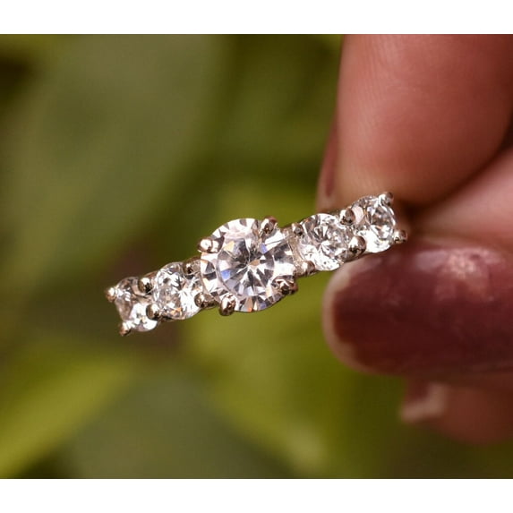 1 Ct Vvs1 White Simulated Diamond Round Cut Engagement Sterling Silver Ring