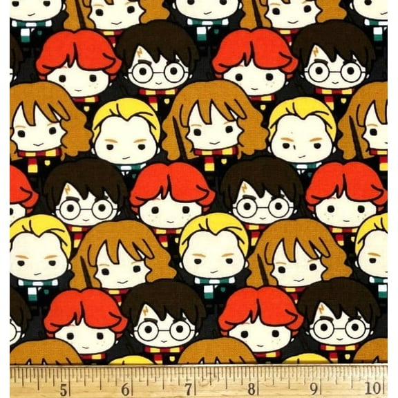 1 Fat Quarter - Harry Potter & Friends Wizarding World Game Cotton Fabric - 18" X 21"