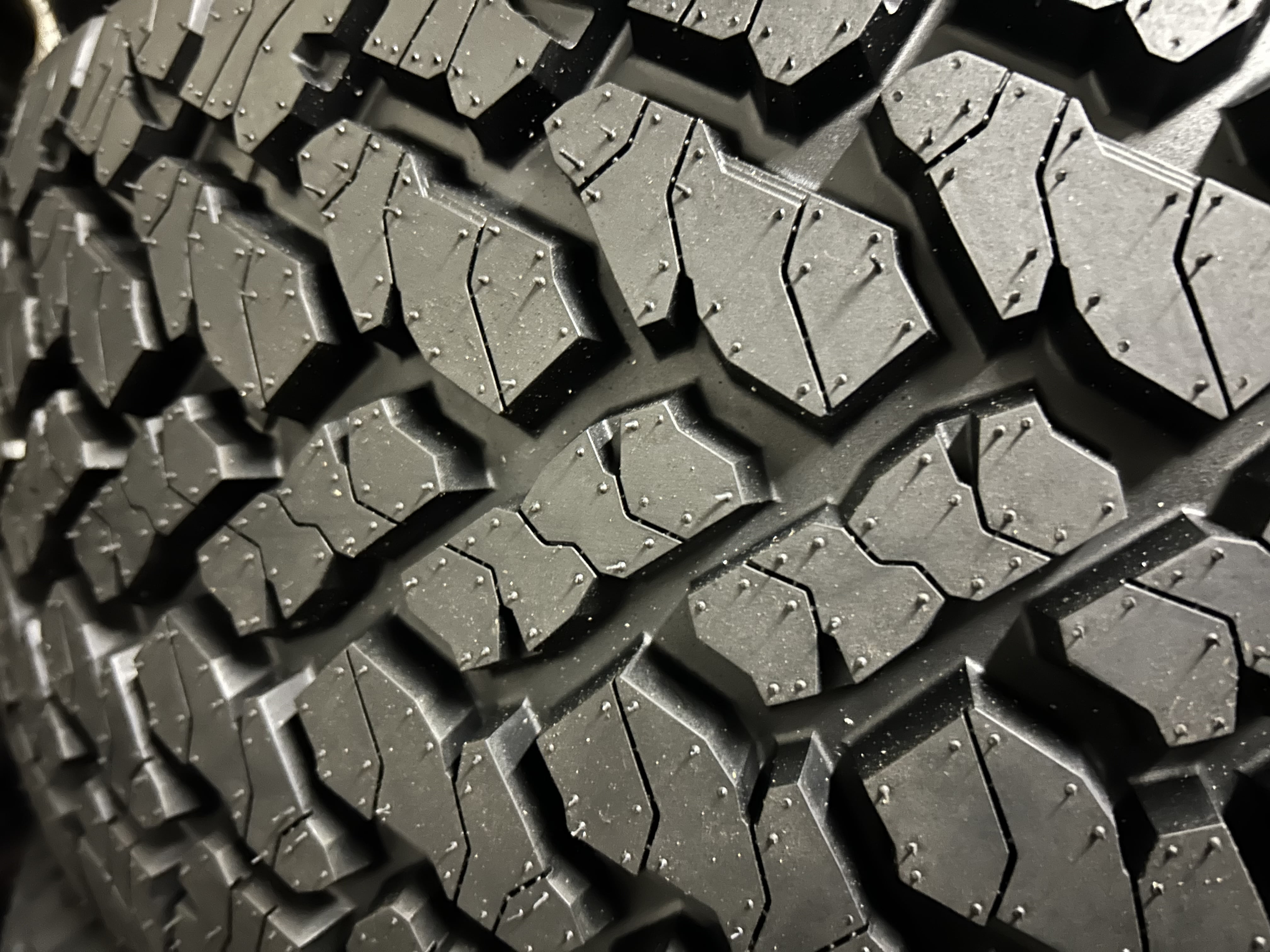 TBB (1) LT285/70R17 ROAD CREW TBB TS-37 Mud M/T 10 PLY Tire 2857017 121/118Q LR.E Sansujyuku sansujyuku.com