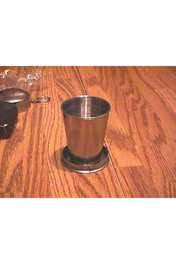 1 New Outdoor Sports Collapsible Travel Cup Keychain Stainless Shot Glass