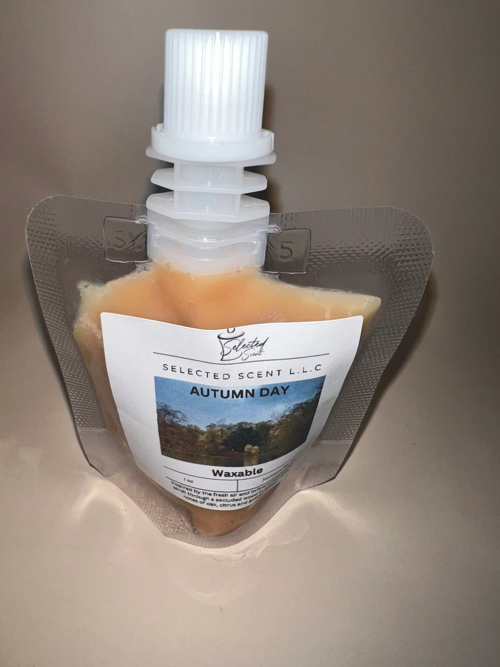 1 Ounce Squeezable Wax Melts (AutumnDay)