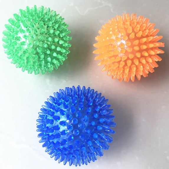 1 PCS Squeaky Dog toy ball TPR Vocal pointy dog ball Puppy toy spiky ball