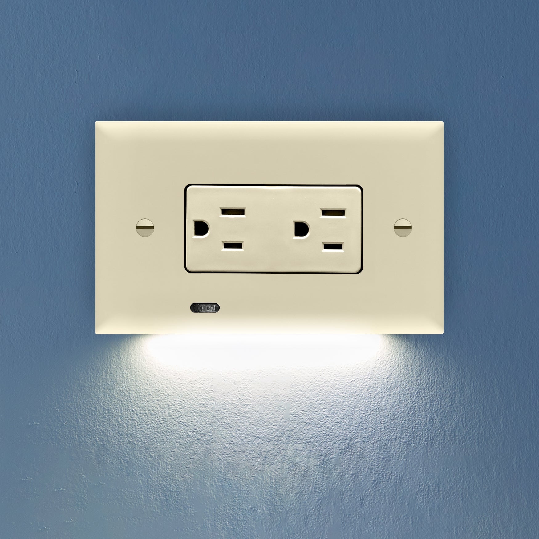 1 Pack - SnapPower GuideLight 2 PLUS - LED Bright/Dim/Off Light Sensor Night Light - Electrical Outlet Wall Cover Plate For Horizontal Outlets (Decor, Light Almond)
