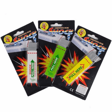 1 Pack of Electric Shock Chewing Gum Tricky Prank Gag Funny Toy Shock Friends Practical Joke, Random Color