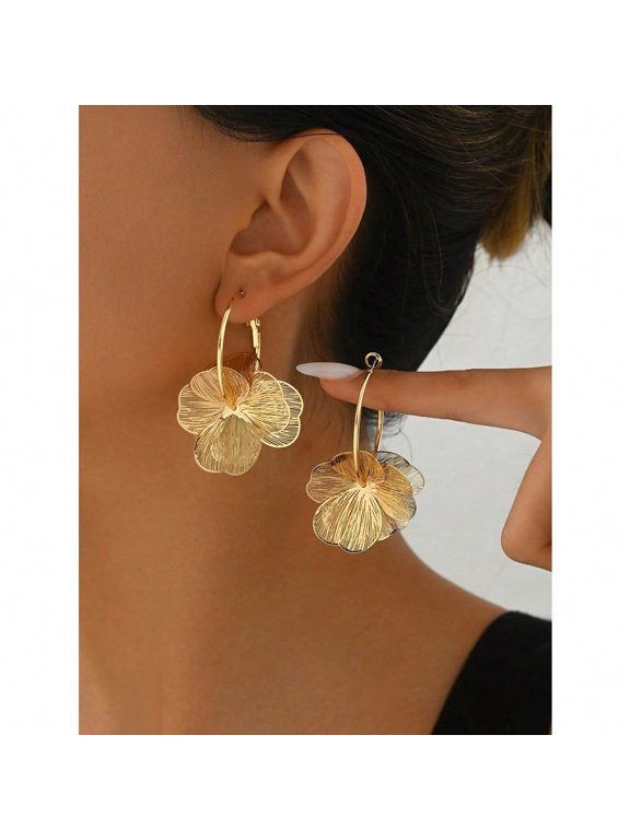 1 Pair Fashionable, Elegant, Creative, High-End Petals Hoop Earrings, Suitable For Daily Wear For Women