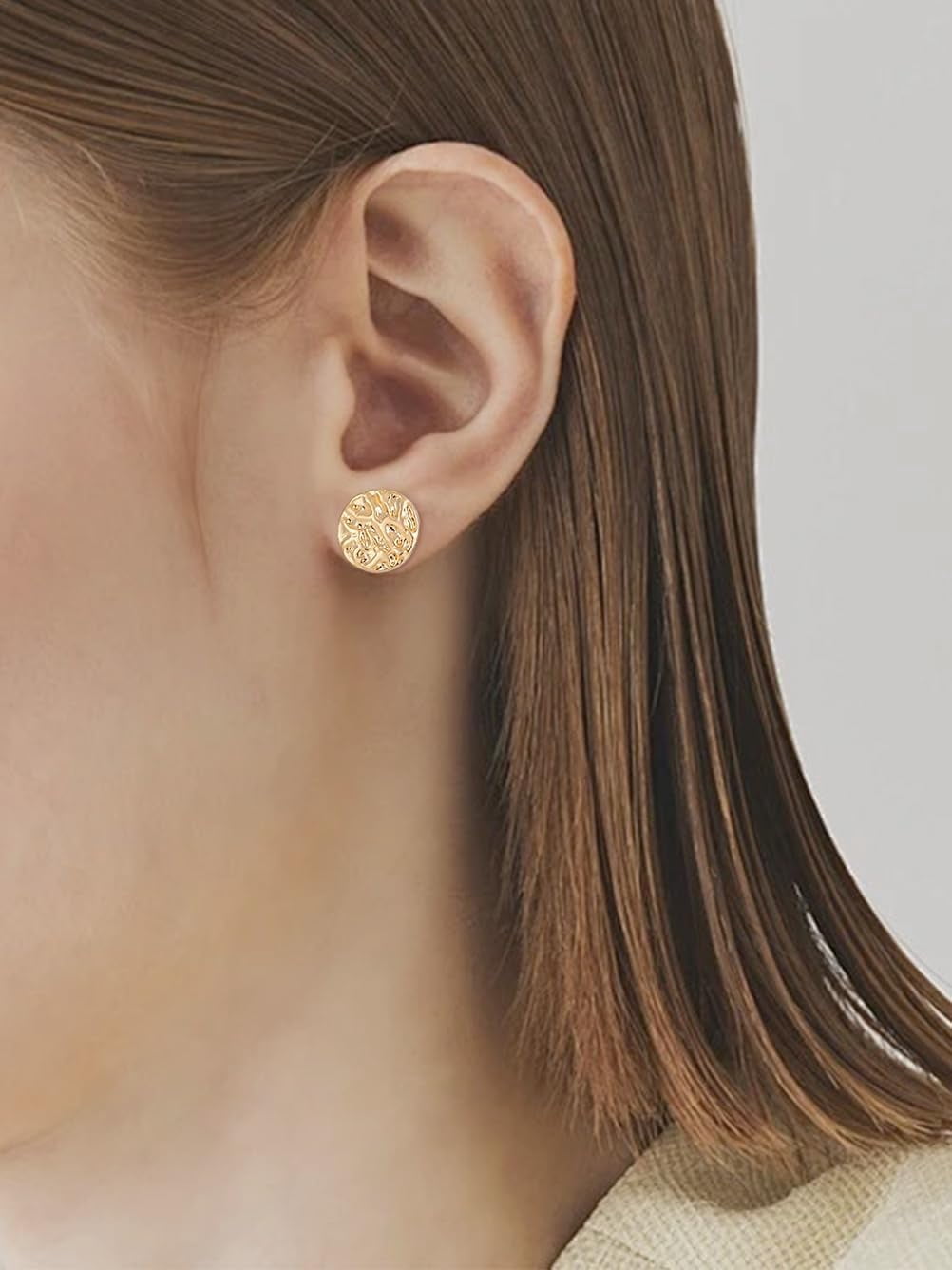 Women'S Brass Gold - Plated & White Circular Studs Earrings