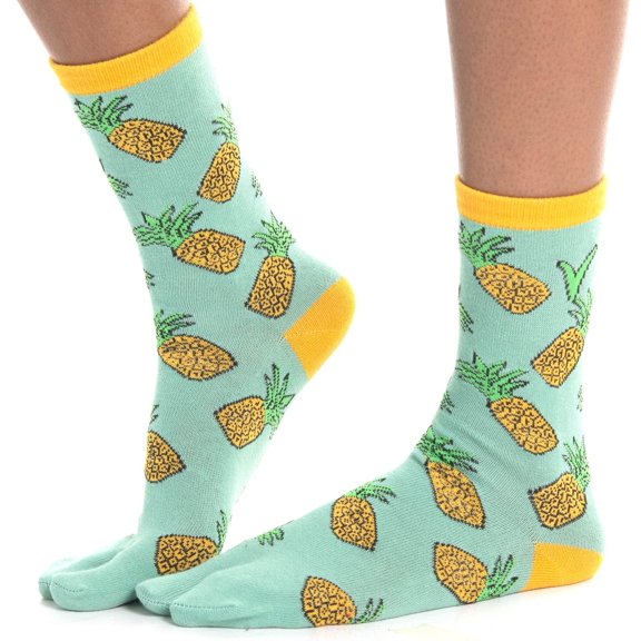 1 Pair - V-Toe Split Toe Socks Flip Flop Socks Tabi Big Toe Style Fits Men Shoe Size  7 - 10.5 Women Size 8.5 - 11 - Pineapple