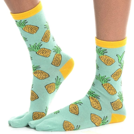 1 Pair - V-Toe Split Toe Socks Flip Flop Socks Tabi Big Toe Style Fits Men Shoe Size 7 - 10.5 Women Size 8.5 - 11 - Pineapple